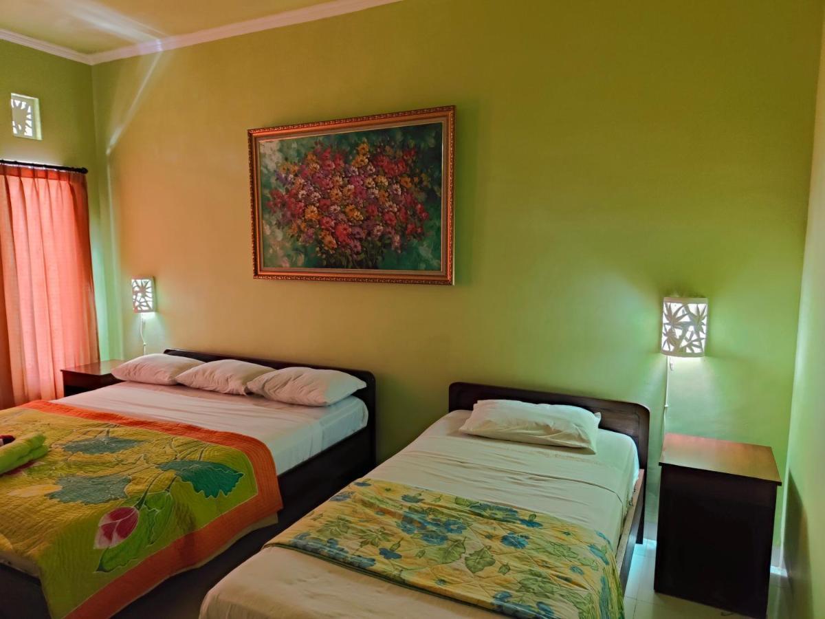 Berlian Inn Kuta Beach Kuta Lombok Exterior foto