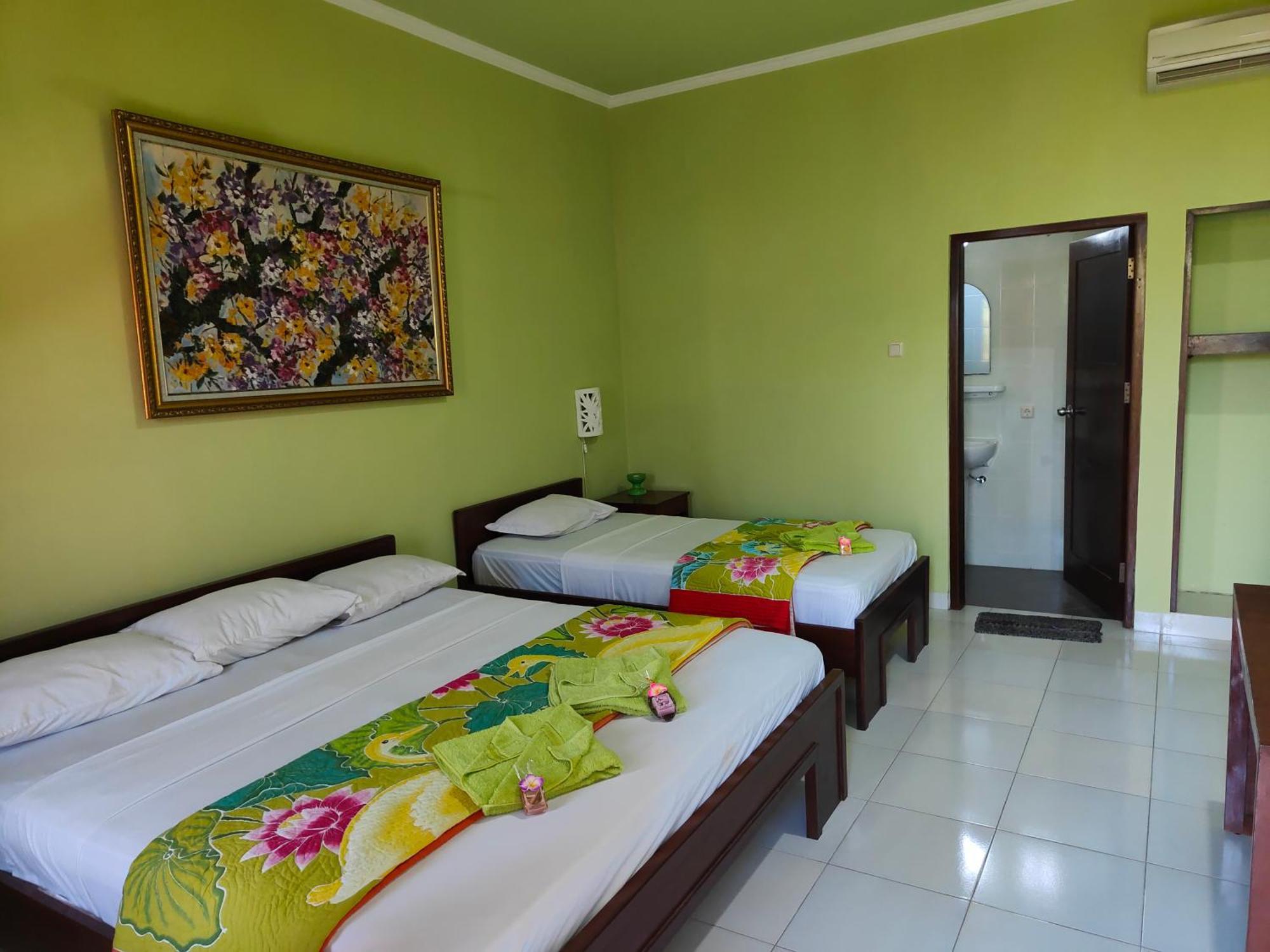 Berlian Inn Kuta Beach Kuta Lombok Exterior foto