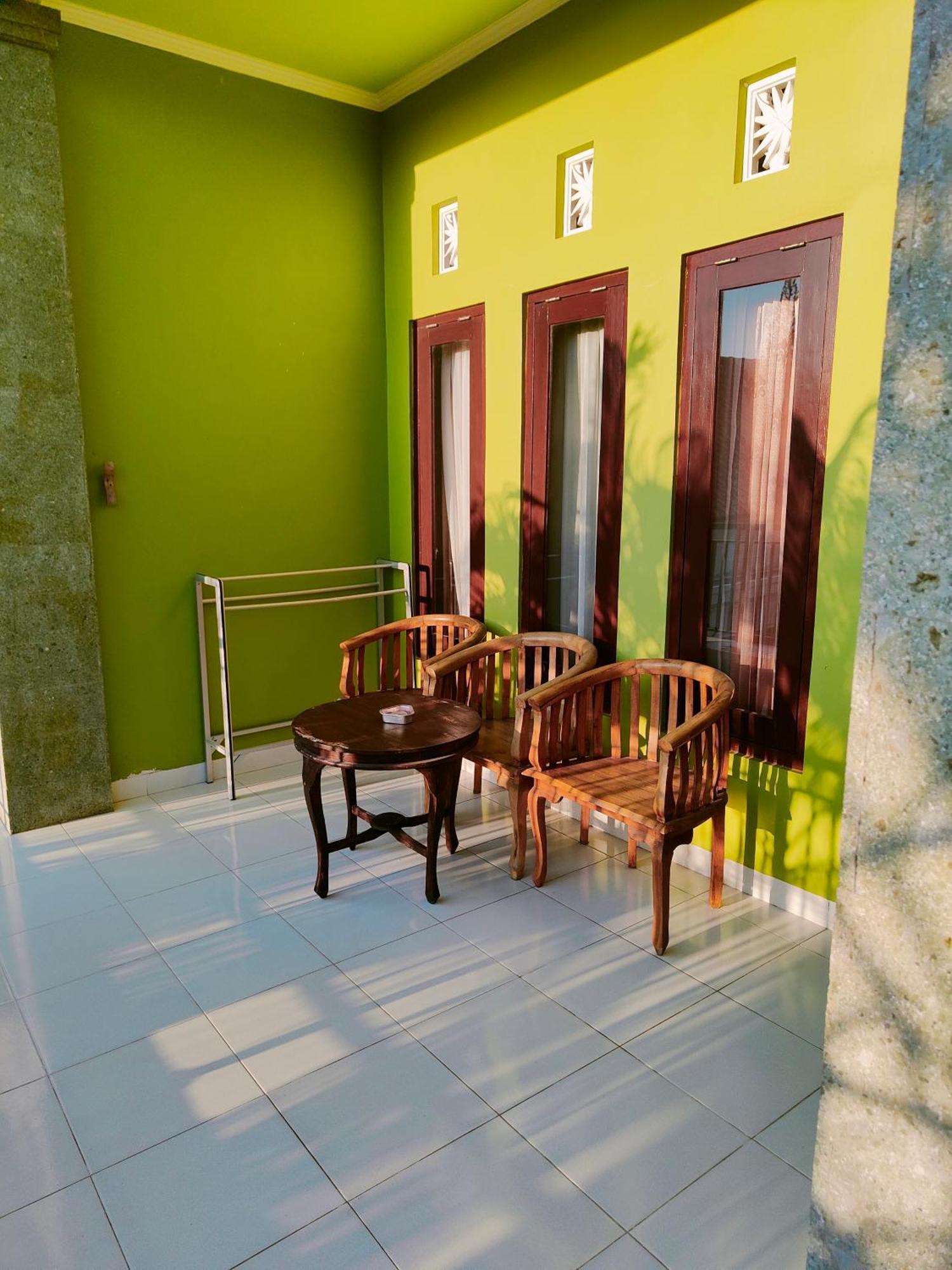 Berlian Inn Kuta Beach Kuta Lombok Exterior foto