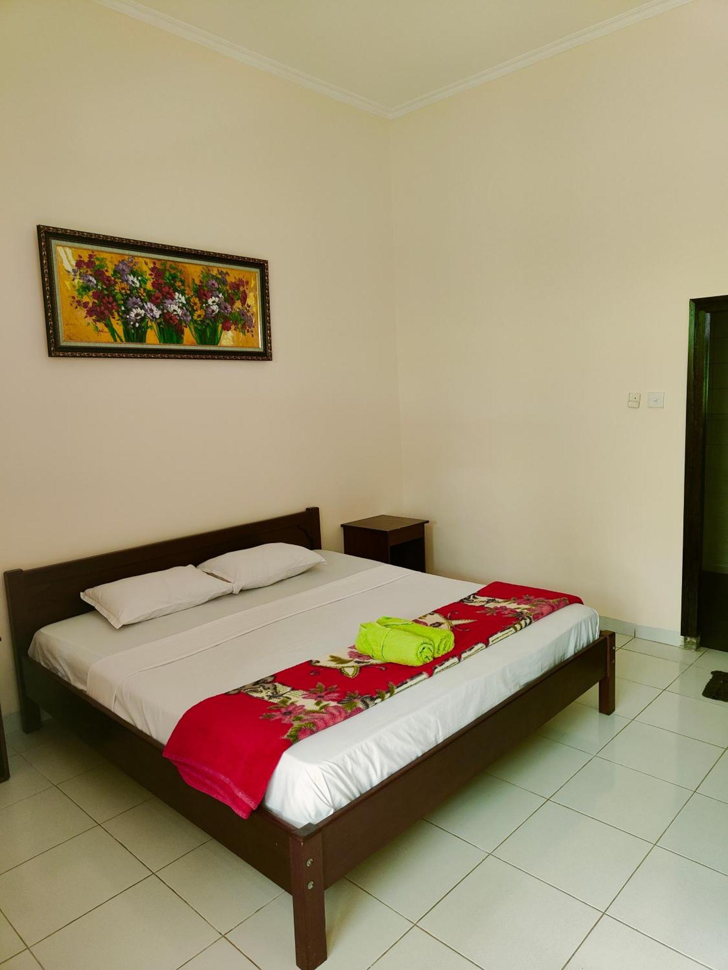 Berlian Inn Kuta Beach Kuta Lombok Exterior foto
