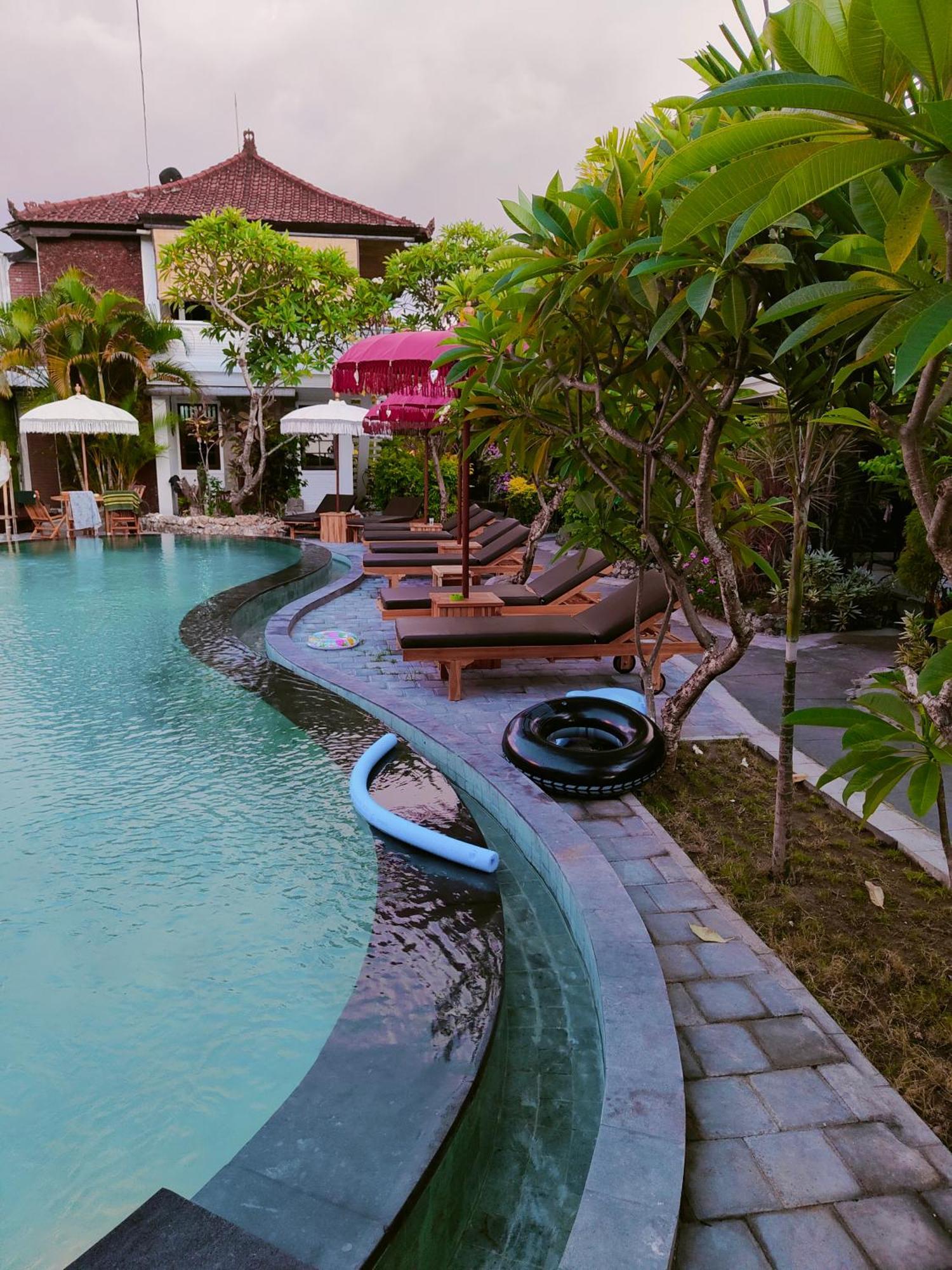 Berlian Inn Kuta Beach Kuta Lombok Exterior foto